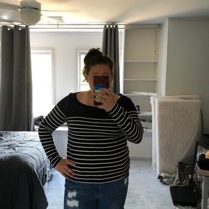 H&M NAVY AND WHITE STRIPED TOP